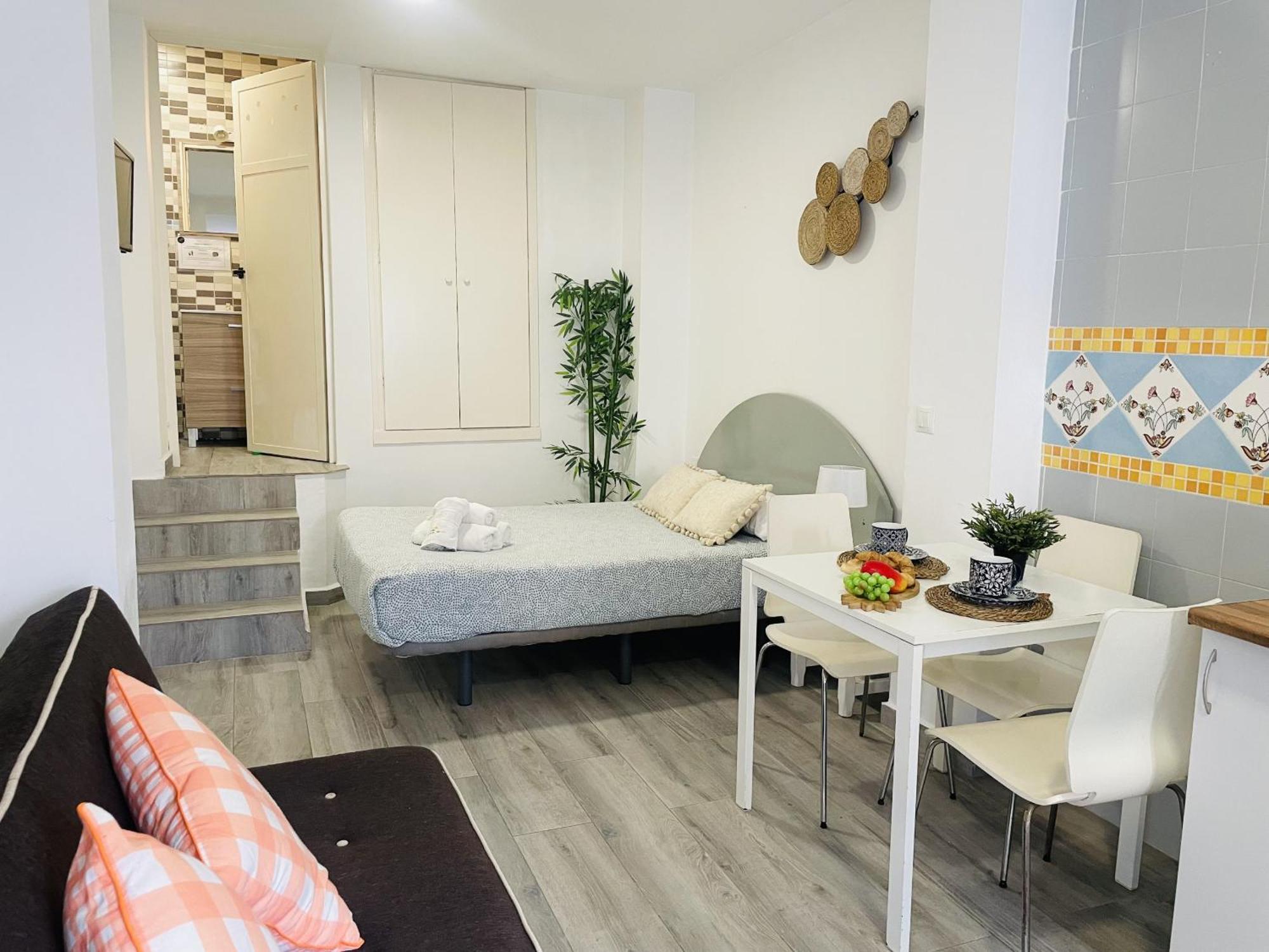 Estudio Jimena Carabeo En El Centro De Nerja Kültér fotó